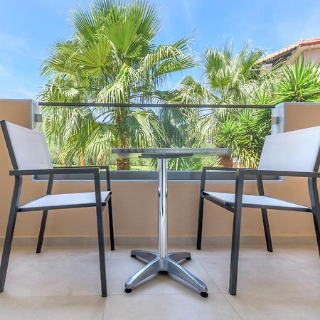 Aloni Hotel פפקוהורי מראה חיצוני תמונה