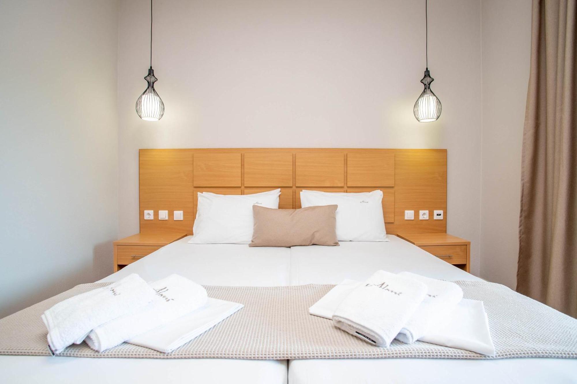 Aloni Hotel פפקוהורי מראה חיצוני תמונה